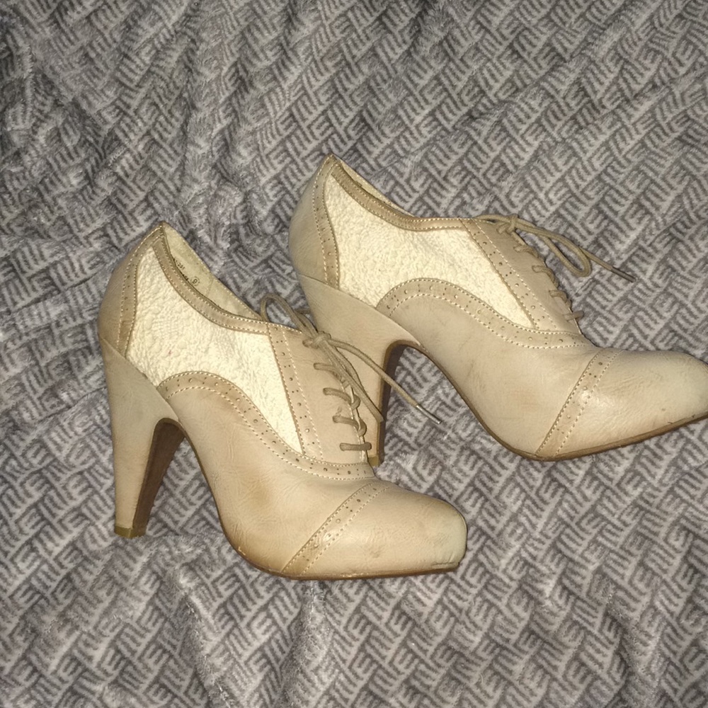 Oxford heels